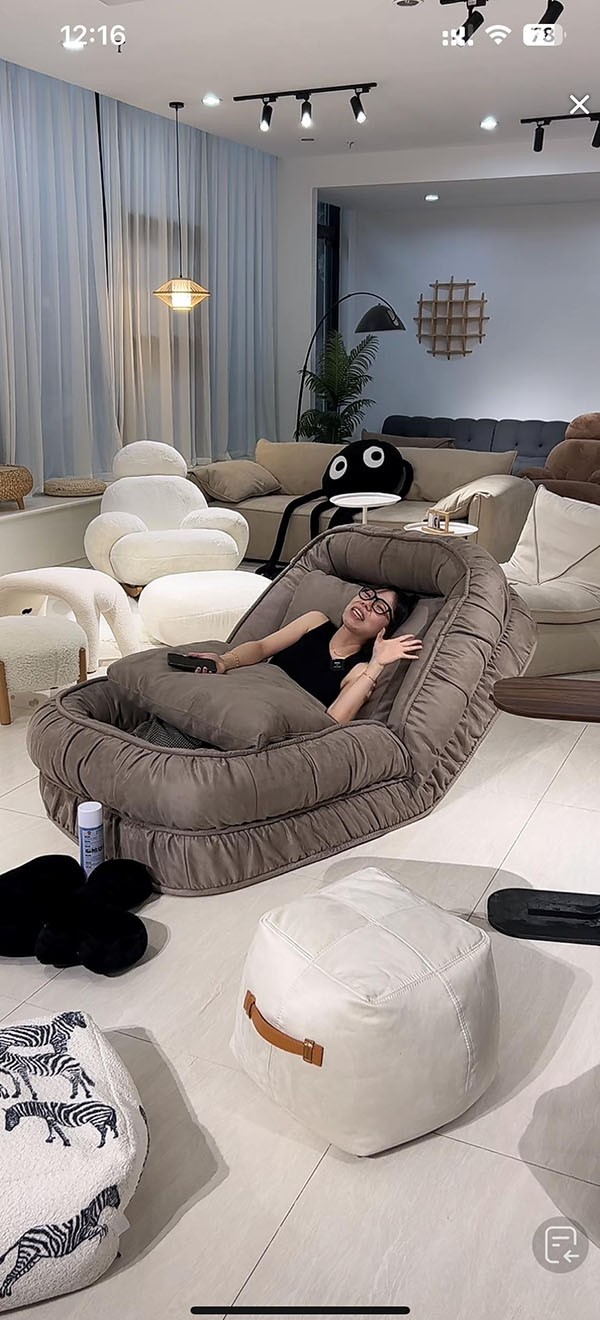 直播间搭建案例-家居类沙发直播间设计